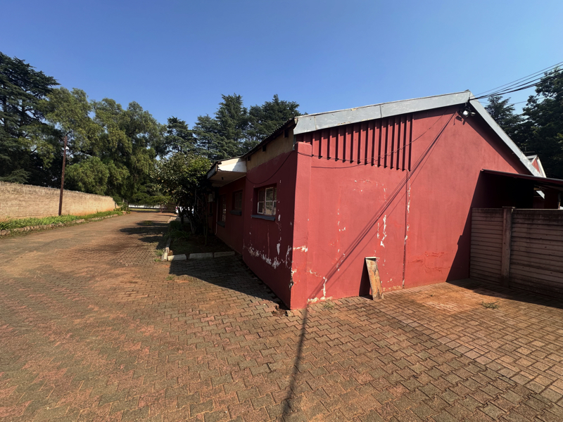 4 Bedroom Property for Sale in Unitas Park Gauteng