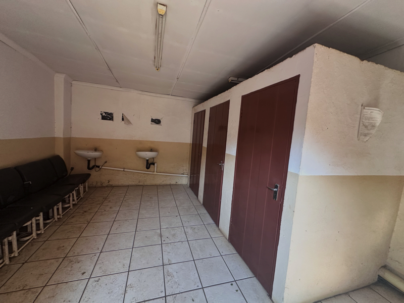 4 Bedroom Property for Sale in Unitas Park Gauteng