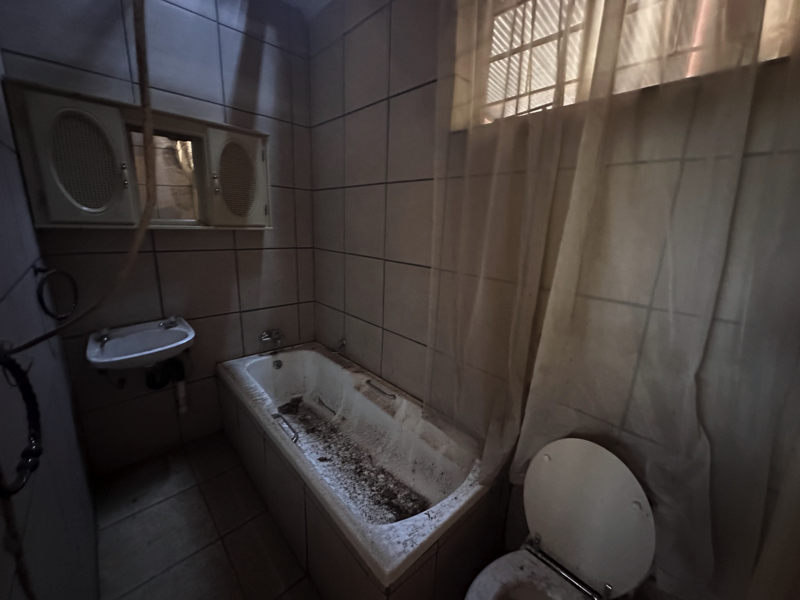 4 Bedroom Property for Sale in Unitas Park Gauteng