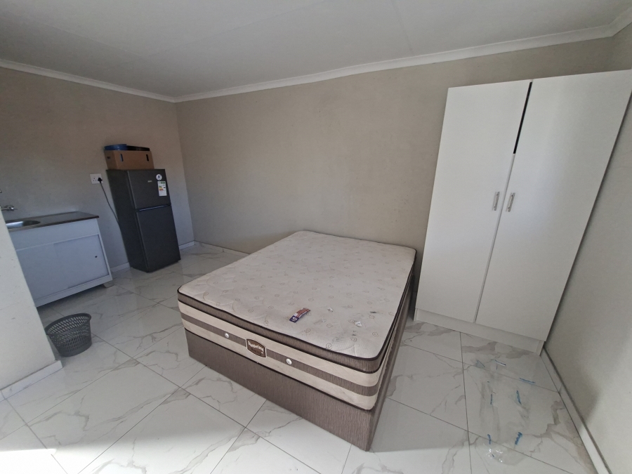 To Let 1 Bedroom Property for Rent in Elspark Gauteng