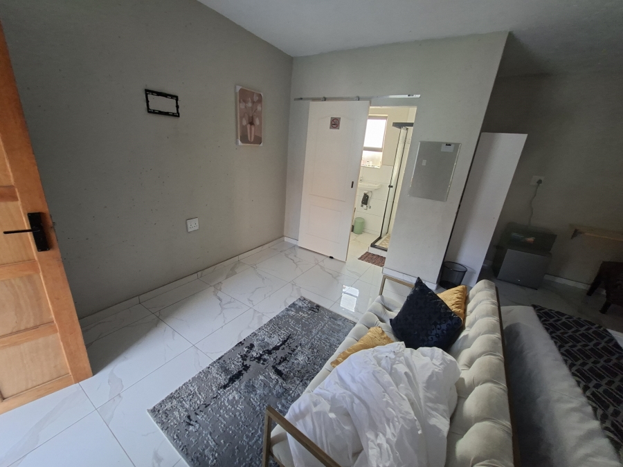 To Let 1 Bedroom Property for Rent in Elspark Gauteng