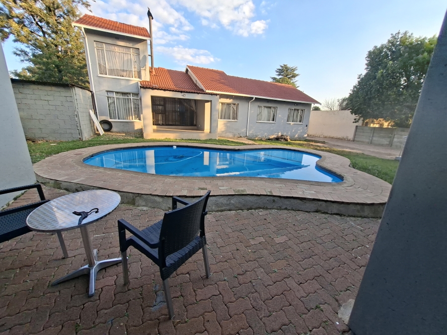 To Let 1 Bedroom Property for Rent in Elspark Gauteng