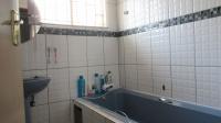 2 Bedroom Property for Sale in Tsenolong Gauteng