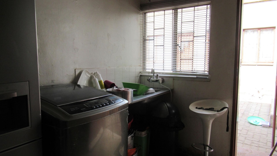 2 Bedroom Property for Sale in Tsenolong Gauteng