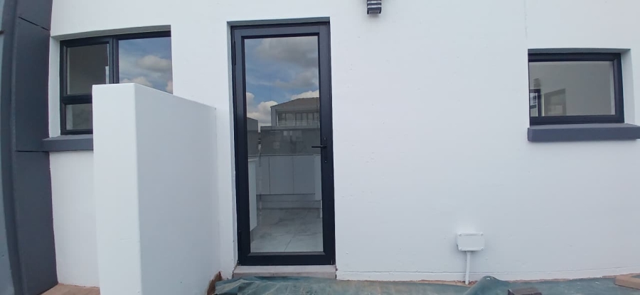 4 Bedroom Property for Sale in Kameeldrift East Gauteng