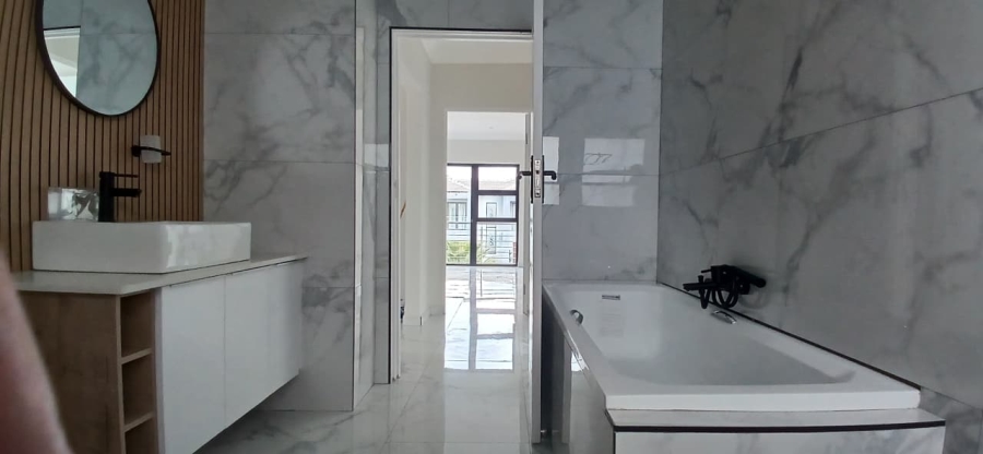 4 Bedroom Property for Sale in Kameeldrift East Gauteng