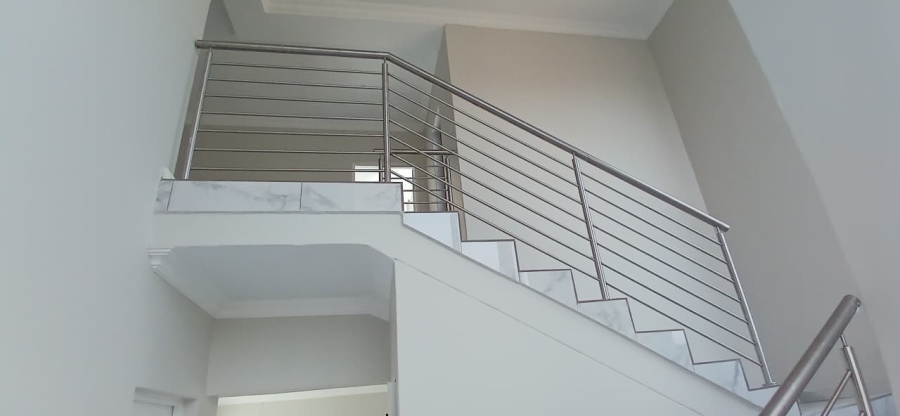 4 Bedroom Property for Sale in Kameeldrift East Gauteng