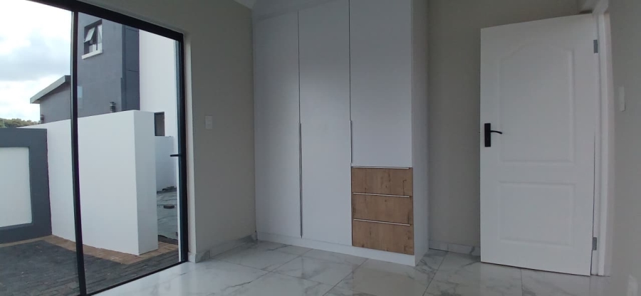 4 Bedroom Property for Sale in Kameeldrift East Gauteng