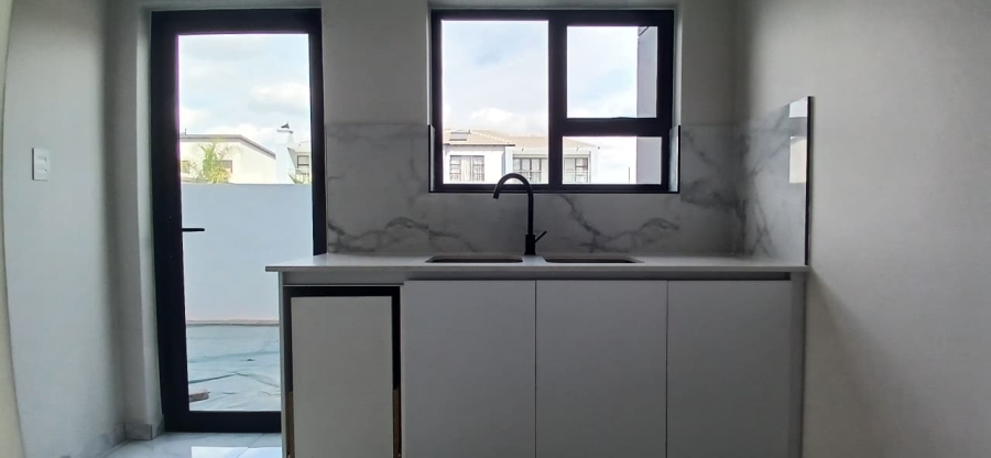 4 Bedroom Property for Sale in Kameeldrift East Gauteng