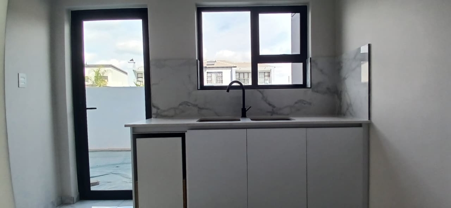 4 Bedroom Property for Sale in Kameeldrift East Gauteng