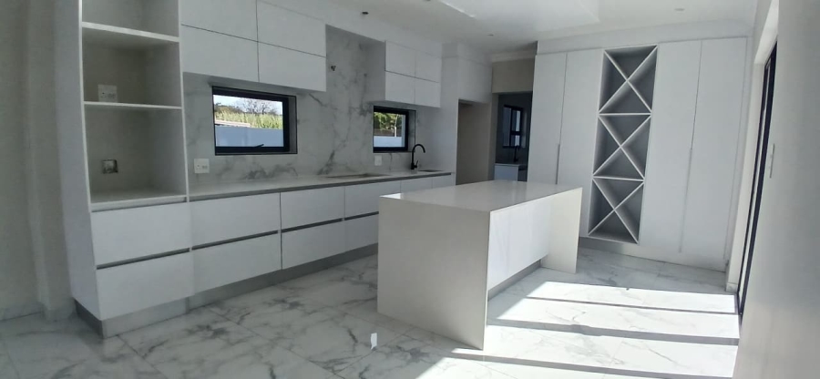4 Bedroom Property for Sale in Kameeldrift East Gauteng