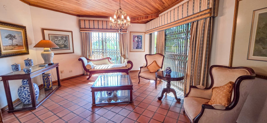 5 Bedroom Property for Sale in Magalieskruin Gauteng