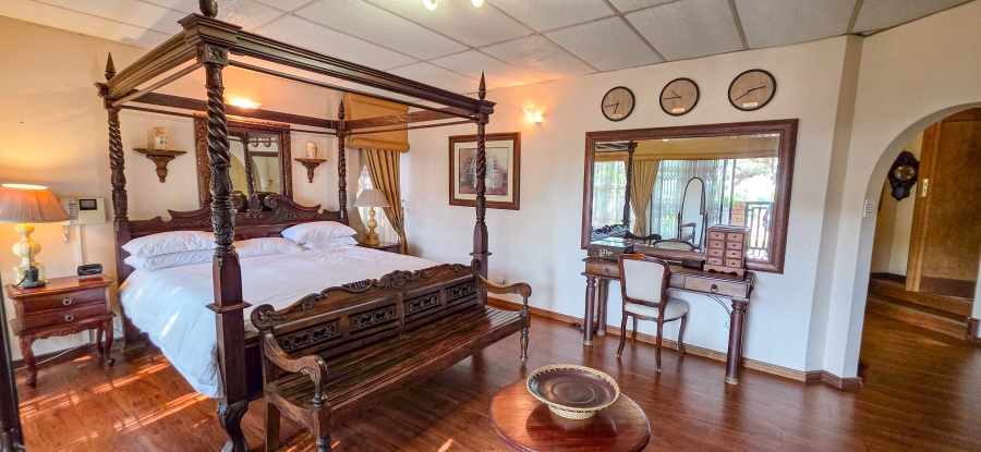 5 Bedroom Property for Sale in Magalieskruin Gauteng