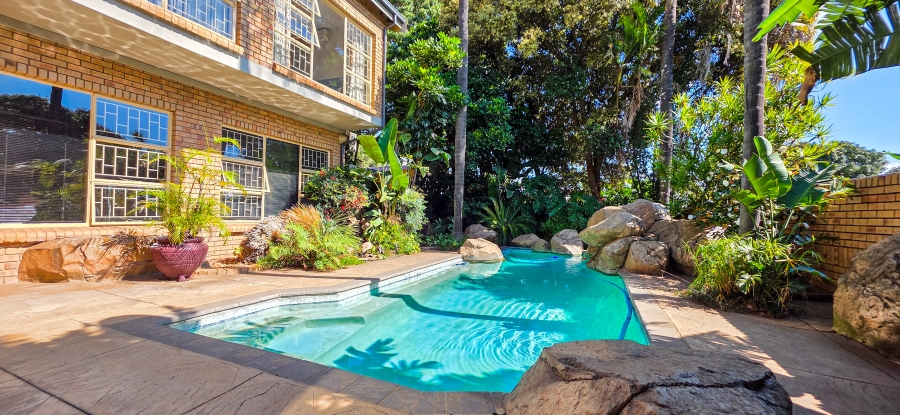 5 Bedroom Property for Sale in Magalieskruin Gauteng