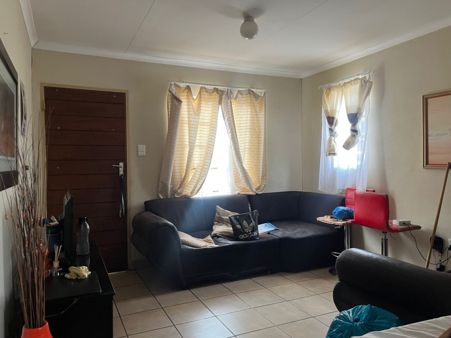 3 Bedroom Property for Sale in Palm Ridge Gauteng