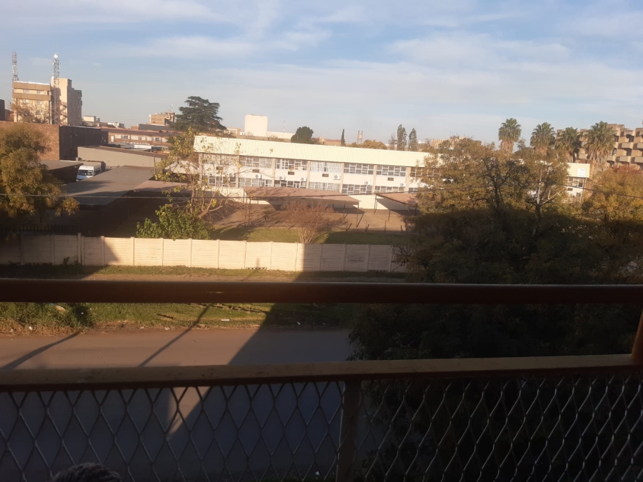 2 Bedroom Property for Sale in Vereeniging Gauteng