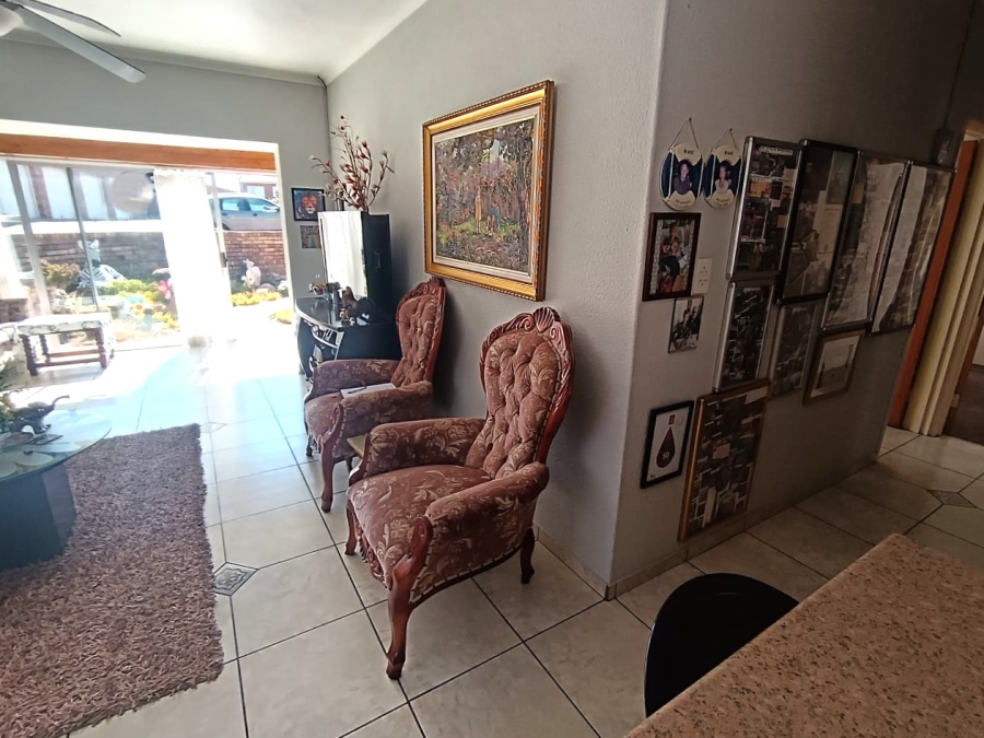 2 Bedroom Property for Sale in Sunair Park Gauteng