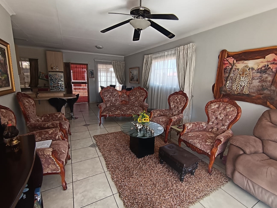 2 Bedroom Property for Sale in Sunair Park Gauteng