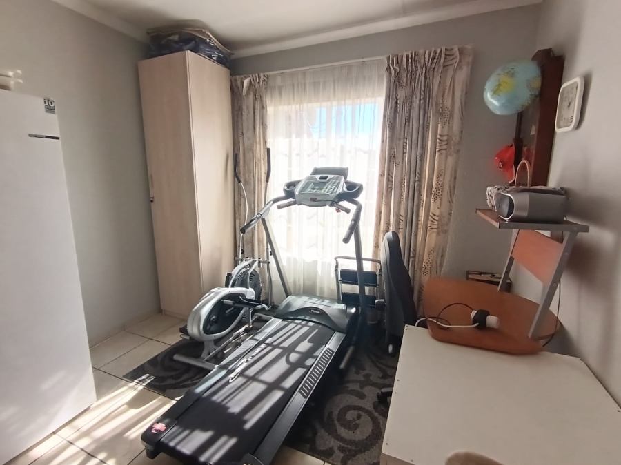 2 Bedroom Property for Sale in Sunair Park Gauteng