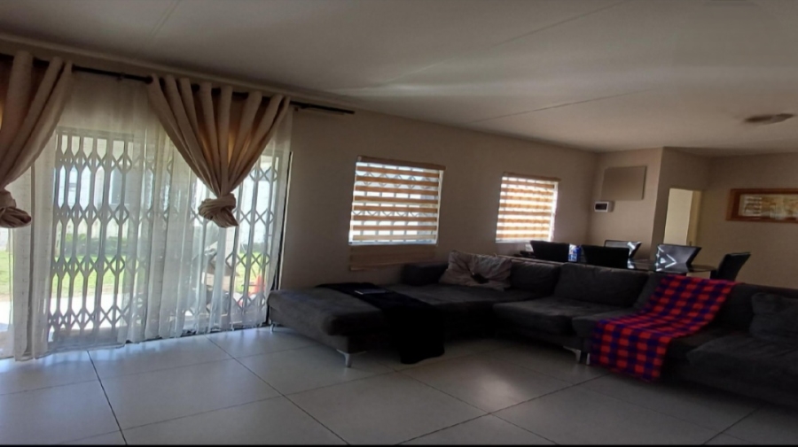 3 Bedroom Property for Sale in Brentwood Park AH Gauteng