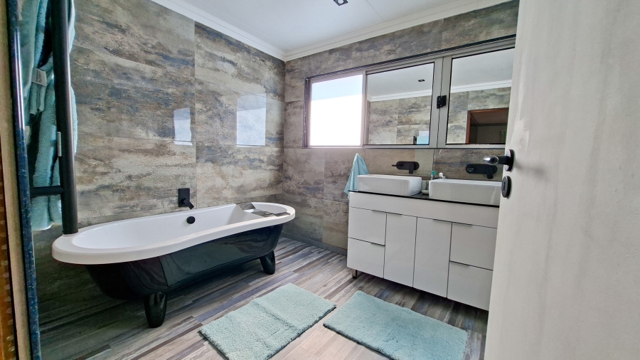 3 Bedroom Property for Sale in Summer Place Estate Gauteng