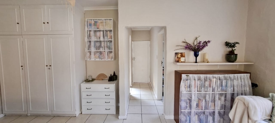 To Let 1 Bedroom Property for Rent in Petervale Gauteng