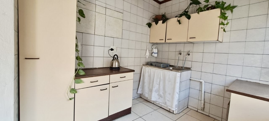 To Let 1 Bedroom Property for Rent in Petervale Gauteng