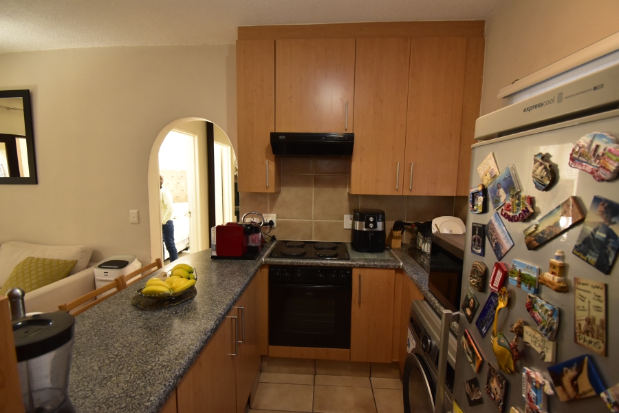 To Let 1 Bedroom Property for Rent in Lonehill Gauteng