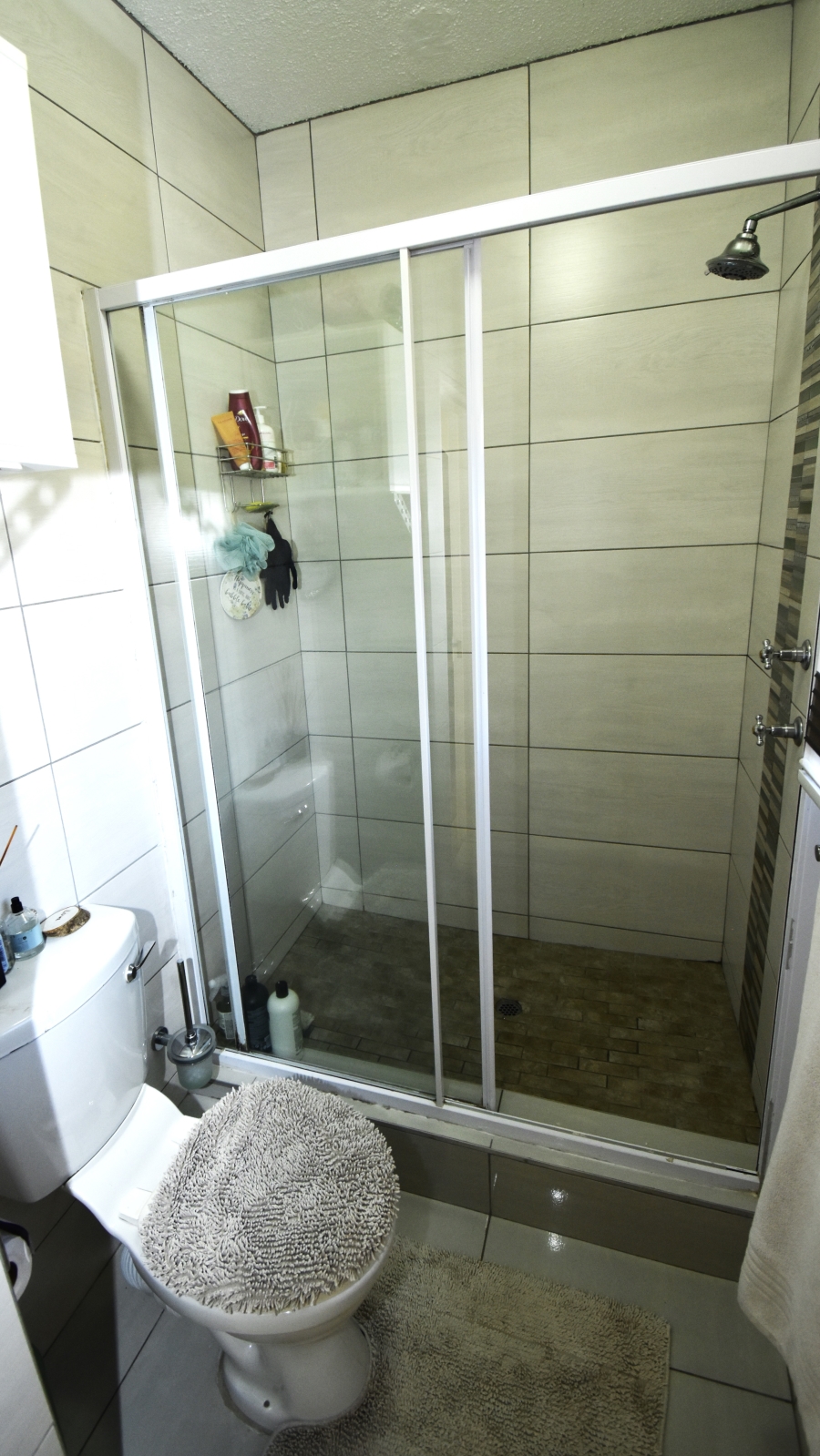 To Let 1 Bedroom Property for Rent in Lonehill Gauteng