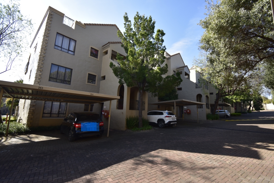 To Let 1 Bedroom Property for Rent in Lonehill Gauteng