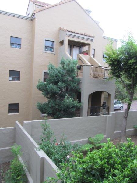 To Let 1 Bedroom Property for Rent in Lonehill Gauteng