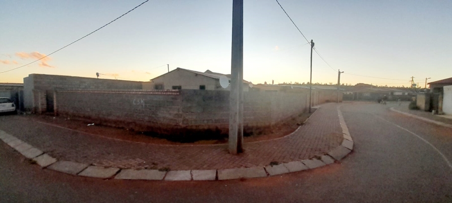 1 Bedroom Property for Sale in Bram Fischerville Gauteng