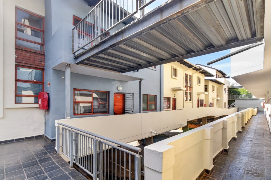 2 Bedroom Property for Sale in Midridge Park Gauteng