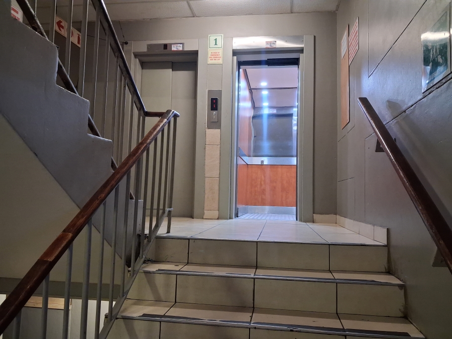1 Bedroom Property for Sale in Pretoria Central Gauteng