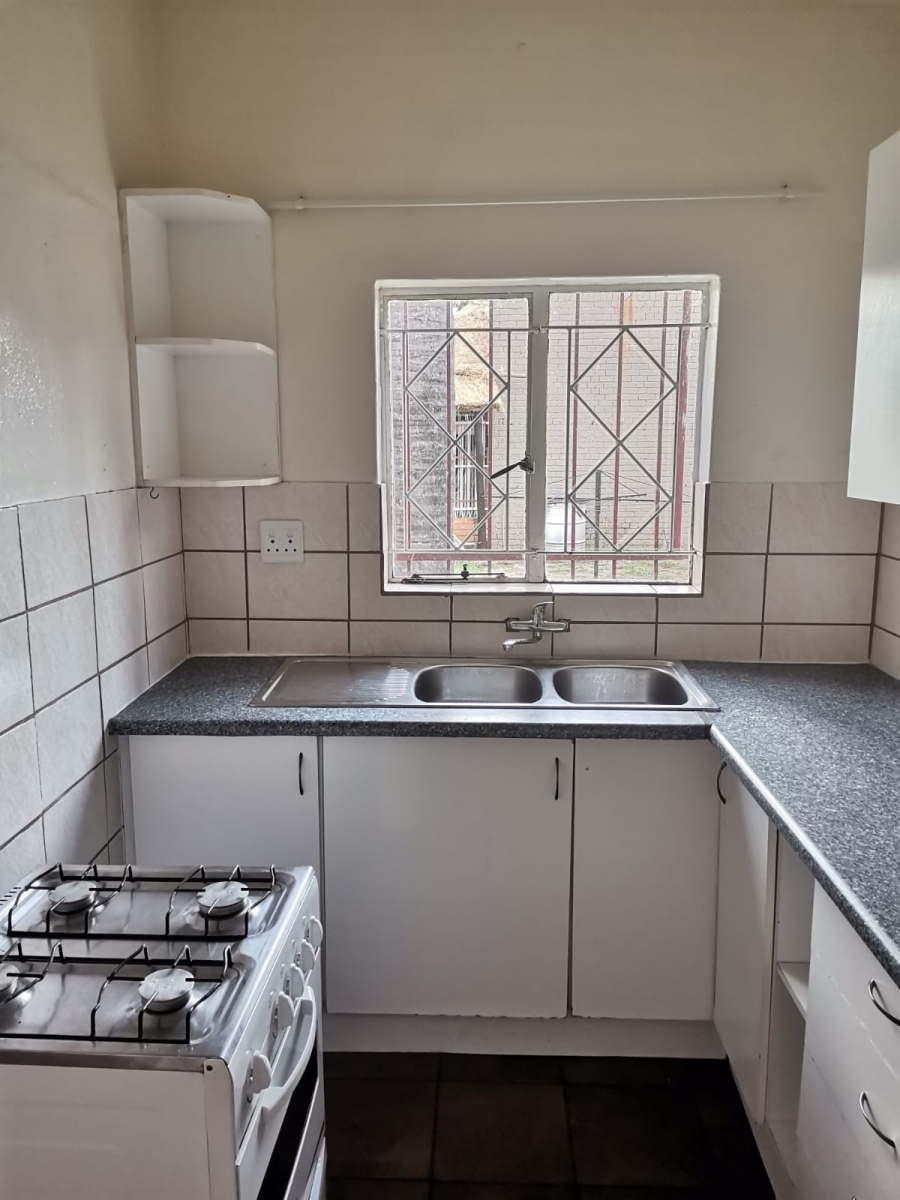 3 Bedroom Property for Sale in Dunnottar Gauteng