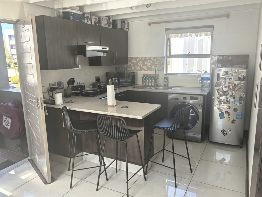To Let 2 Bedroom Property for Rent in Sunninghill Gauteng