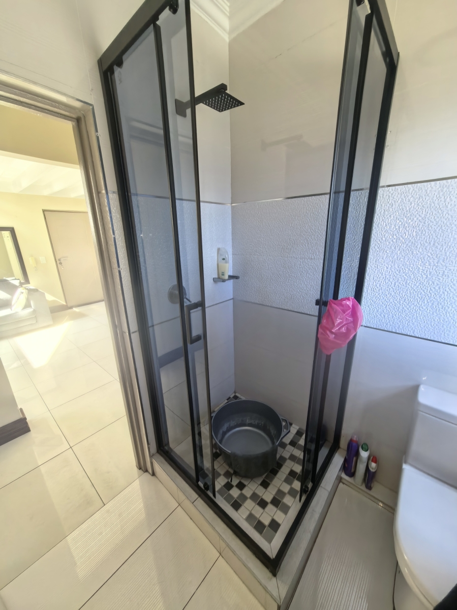 To Let 2 Bedroom Property for Rent in Sunninghill Gauteng