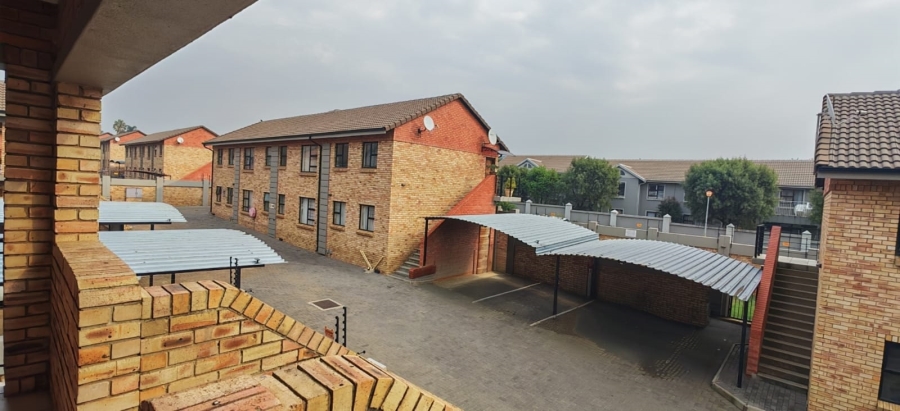 2 Bedroom Property for Sale in Meyersdal Gauteng