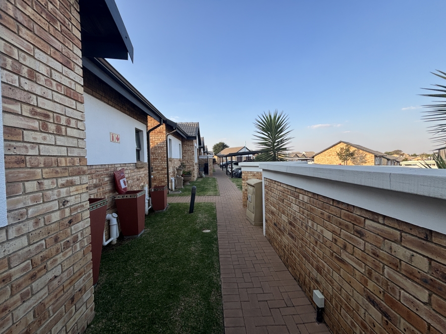 3 Bedroom Property for Sale in Beyers Park Gauteng
