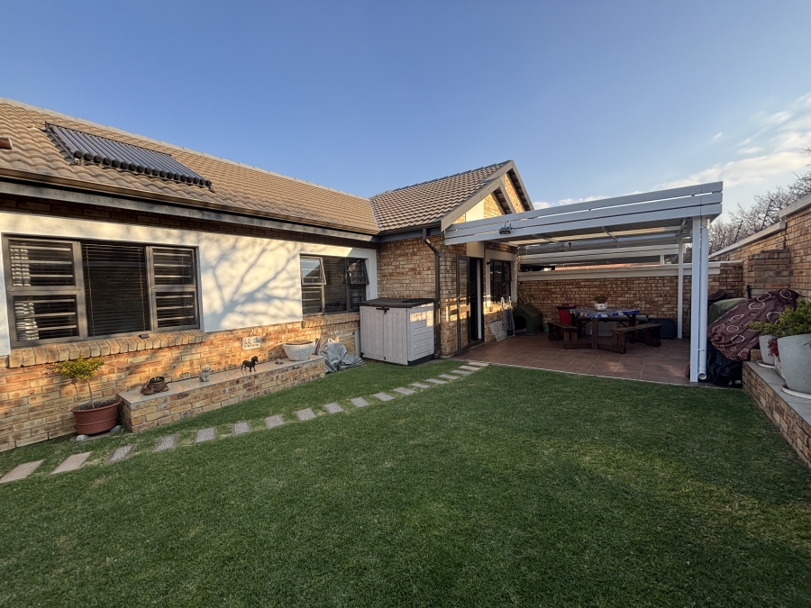 3 Bedroom Property for Sale in Beyers Park Gauteng