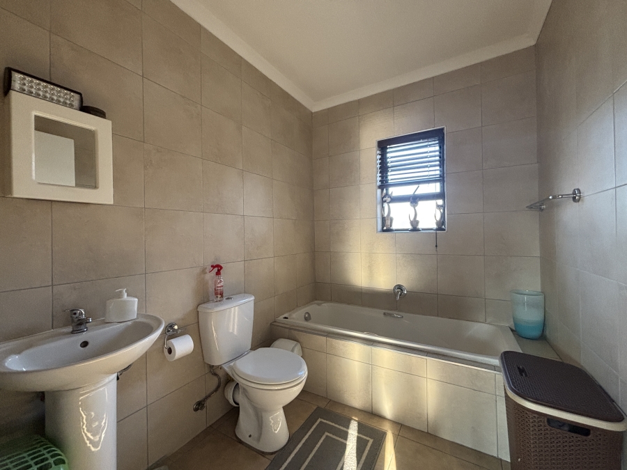 3 Bedroom Property for Sale in Beyers Park Gauteng