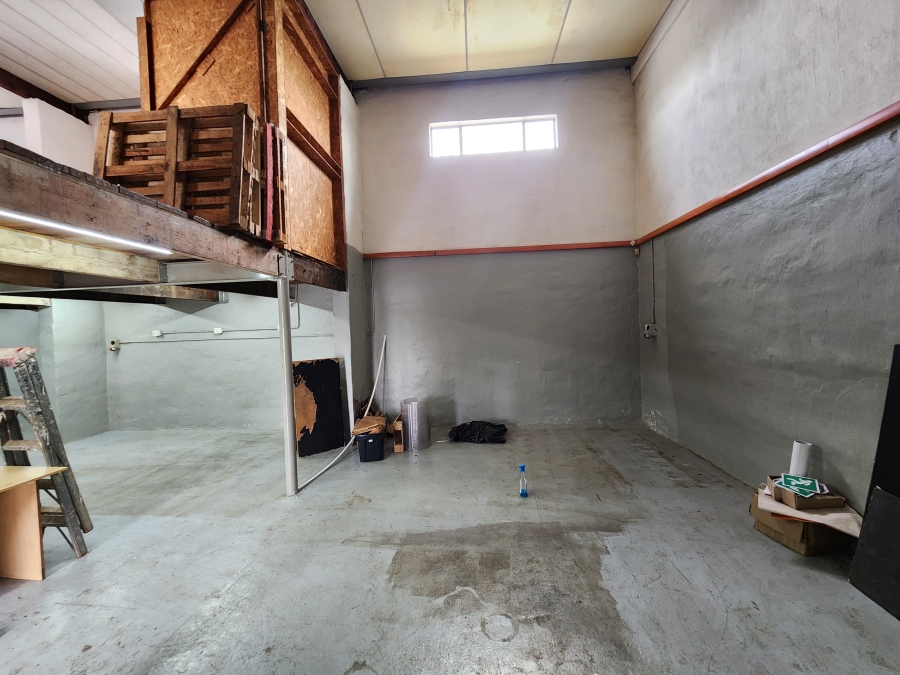 To Let Commercial Property for Rent in Koedoespoort Industrial Gauteng