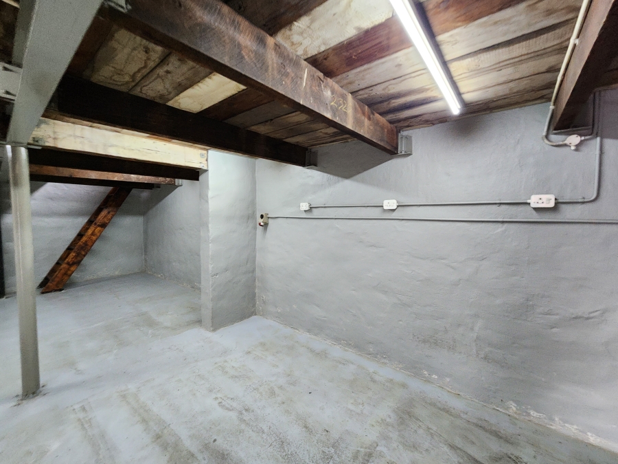 To Let Commercial Property for Rent in Koedoespoort Industrial Gauteng