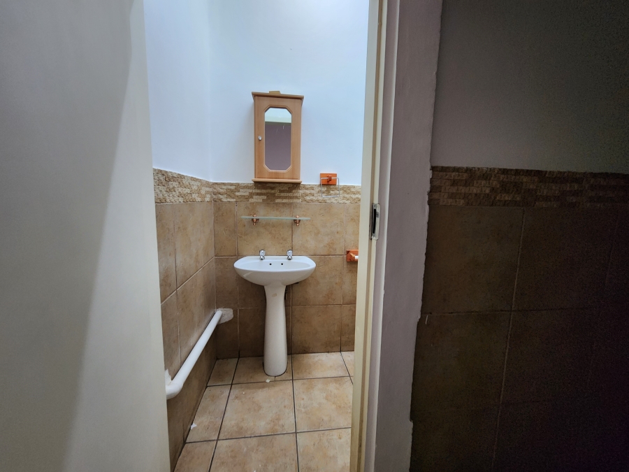 To Let Commercial Property for Rent in Montana Gauteng