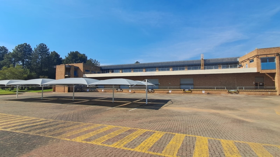 To Let Commercial Property for Rent in Randjespark Gauteng