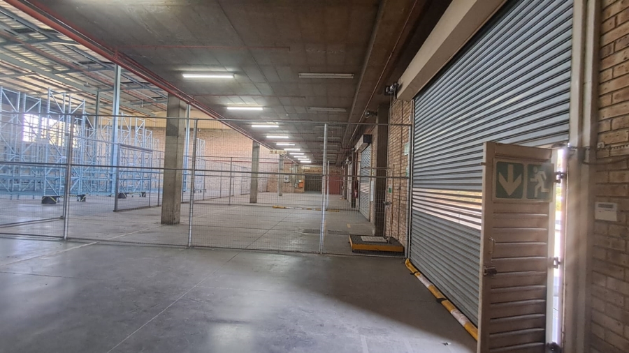 To Let Commercial Property for Rent in Randjespark Gauteng