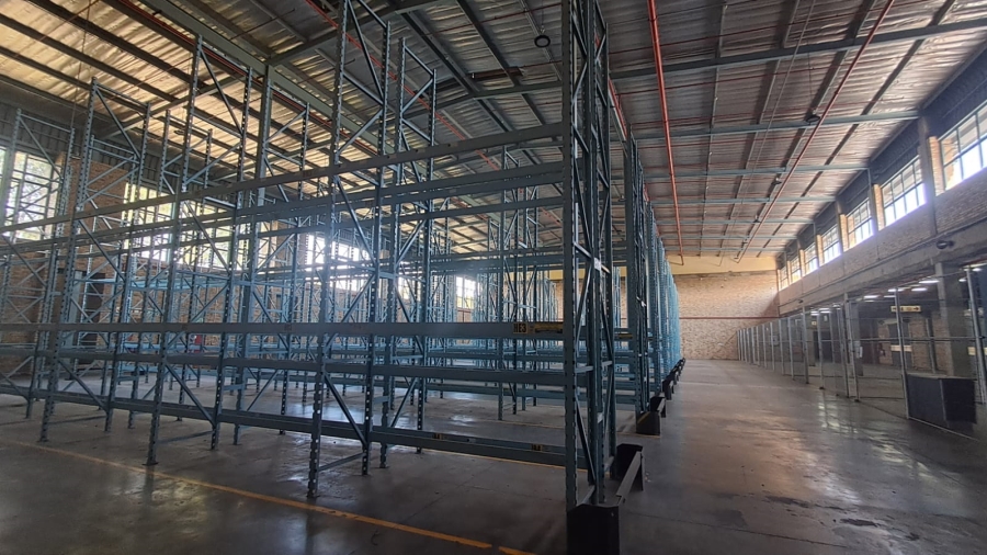 To Let Commercial Property for Rent in Randjespark Gauteng