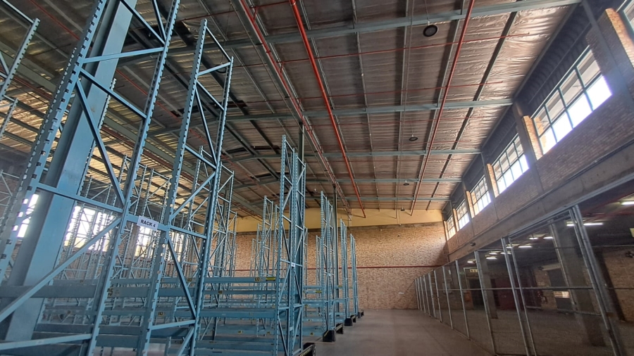 To Let Commercial Property for Rent in Randjespark Gauteng