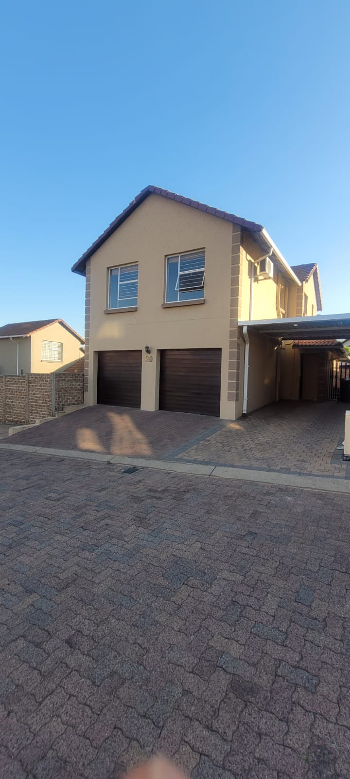 4 Bedroom Property for Sale in Buccleuch Gauteng