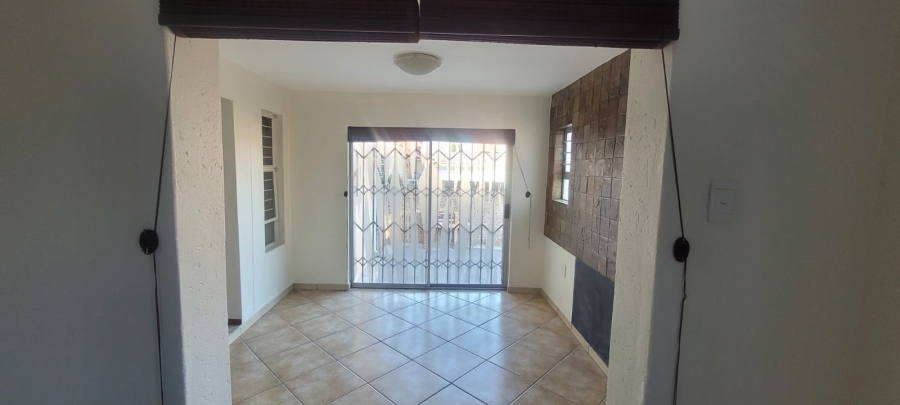 4 Bedroom Property for Sale in Buccleuch Gauteng